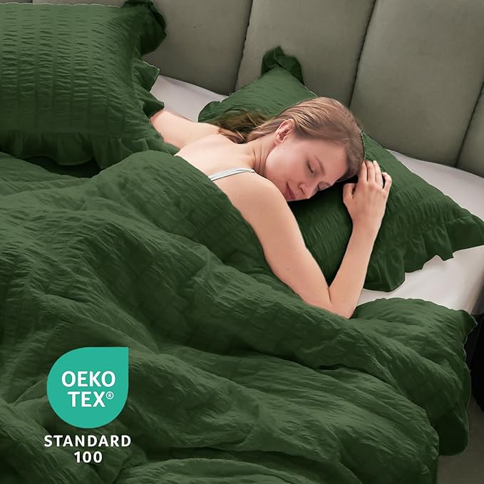 JOLLYVOGUE Dark Green King Comforter Set, 3 Pieces Seersucker Comforters King Size, Lightweight & Fluffy Bedding Sets King for All Season with 1 Ruffle Comforter and 2 Ruffle Pillowshams