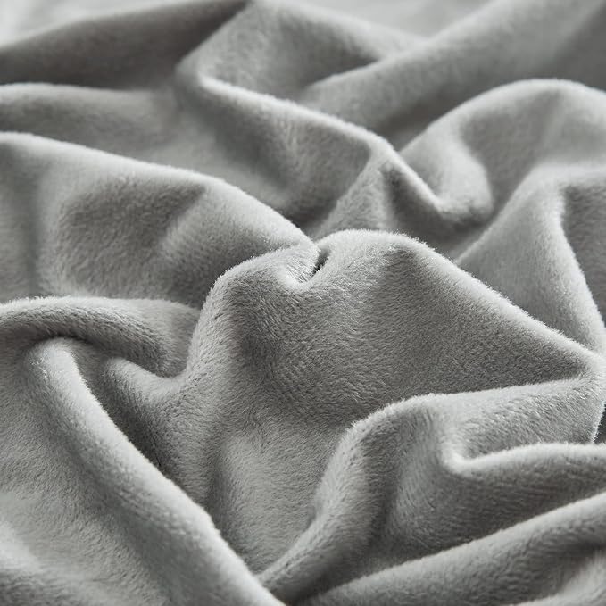 Cottonight Gray Velvet Comforter Set Queen Plush Fluffy Grey Flannel Bedding Comforter Set Full Modern Warm Thick Heavyweight Winter Grey Comforter with 2 Pillowcases for Men Women Hotel Quality