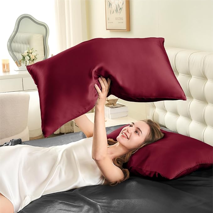 INFIIXSO Mulberry Silk Pillowcase for Hair and Skin, Silk Pillow Cases Standard Size with Hidden Zipper 20x26 Inches, Super Smooth and Soft Cooling Pillow Cases for Hot Sleepers(Burgundy, 1 Pack)