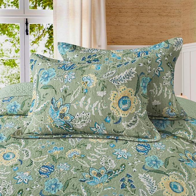 BEDIFANY Farmhouse King Quilt Bedding Set - Cotton Lightweight Bedspread with Floral Pattern, 98x106 Inch All Season Coverlet Set, 3 Piece (Quilt + 2 Pillow Shams)