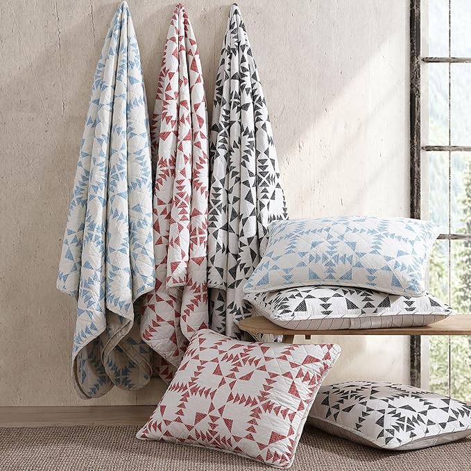 Eddie Bauer - King Quilt Set, Reversible Cotton Bedding with Matching Shams, Luxurious Bedding Set (Arrowhead Charcoal, King)