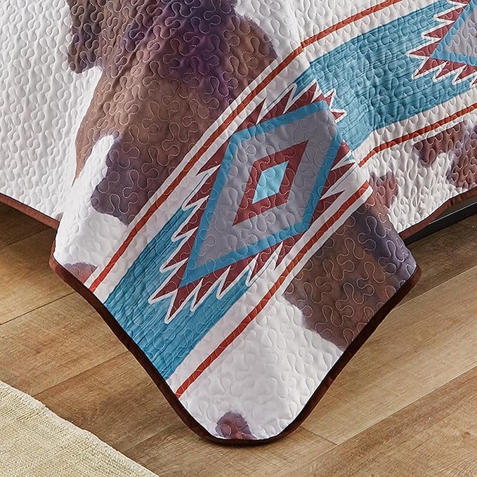 BLACK FOREST DECOR Aztec Cowhide Twin Quilt Set - Lightweight, Southwest Style Bedding with Cowhide and Geometric Patterns, Includes Quilt and Sham, Machine Washable