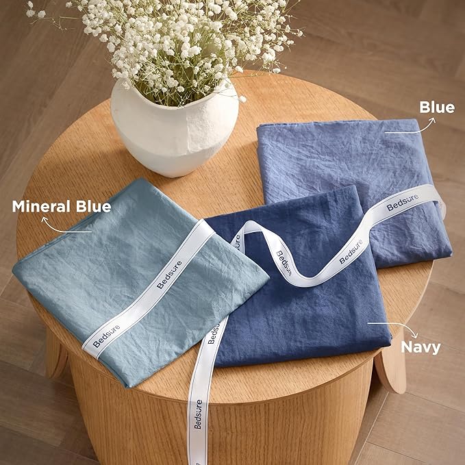 Bedsure Queen Size Comforter Set, Blue Soft Prewashed Bedding for All Seasons, 3 Pieces GentleSoft™ Warm Down Alternative Bed Set, 1 Lightweight Comforter (90"x90") and 2 Pillowcases (20"x26")