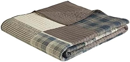 Woolrich Winter Hills Reversible Quilt Set - Cottage Styling Reversed to Solid Color, All Season Lightweight Coverlet, Cozy Bedding Layer, Matching Shams, Oversized King/Cal King, Plaid Tan 3 Piece