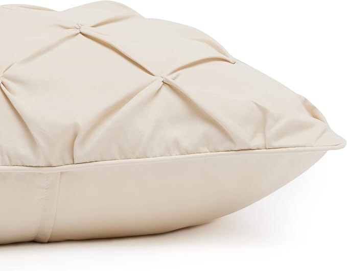 Amazon Basics Soft, Breathable Queen Size Comforter Sets, All-Season Down-Alternative 3-Piece Bedding Set, Pinch Pleat Design, Full/Queen Size, Beige