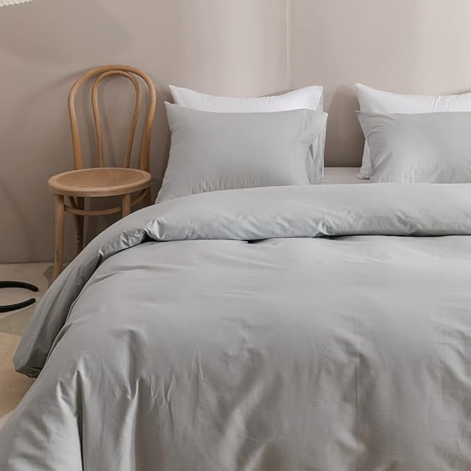 KAREVER Silver Grey Comforter Set King Bright Gray Beddig Set for Kids Teens Adult Solid Silver Color Bedding Set 3 Pieces with 2 Pollowcases Lightweight Durable Gray Comforter