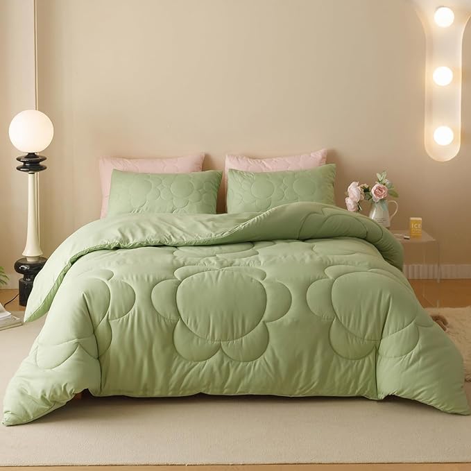 KAREVER Sage Flower Comforter Twin Green Sunflower Print Bed Twin Comforter Set 3 Pieces Sage Floral Comforter Set for Boys Girls Teens Bedroom Decor All Season Hotel Quality Comforter Set