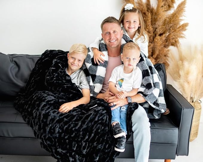 Minky Couture Hugs Blanket - Extra Plush Blanket for Premium Gifting - Stretchy Bubbled Cozy Throw - Silky Smooth - Durable & Machine-Washable - Travel-Friendly - Travel, Black