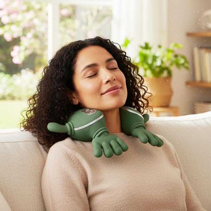 Neck Massager,2025 New Shoulder Massager with Heat Shiatsu 4D Kneading,Electric Neck and Back Massager for Relief (Green 1 Set)