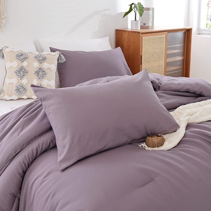 ROSGONIA Oversized Queen Comforter Dusty Purple, 3pcs (1 Comforter & 2 Pillowcases) Lightweight Oversized Queen Comforter Sets Bedding Blanket Quilts