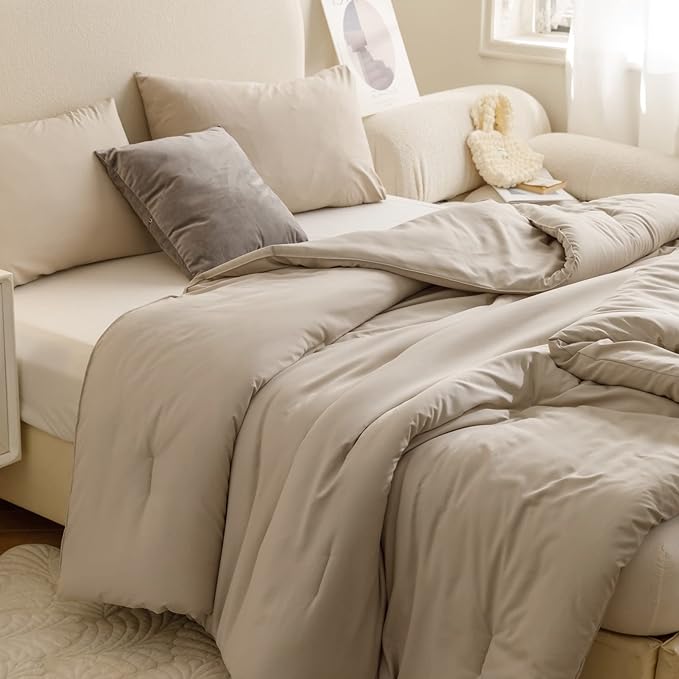 ROSGONIA Oversized Queen Comforter Oatmeal, 3pcs (1 Comforter & 2 Pillowcases) Lightweight Oversized Queen Comforter Sets Bedding Blanket Quilts