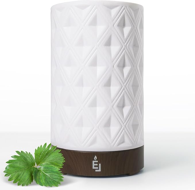 Earnest Living Essential Oil Diffuser for Home White Ceramic 100ml Aromatherapy Diffuser with 4 Timers 7 Night Lights and Auto Off Function (no Beep!) for Essential Oils
