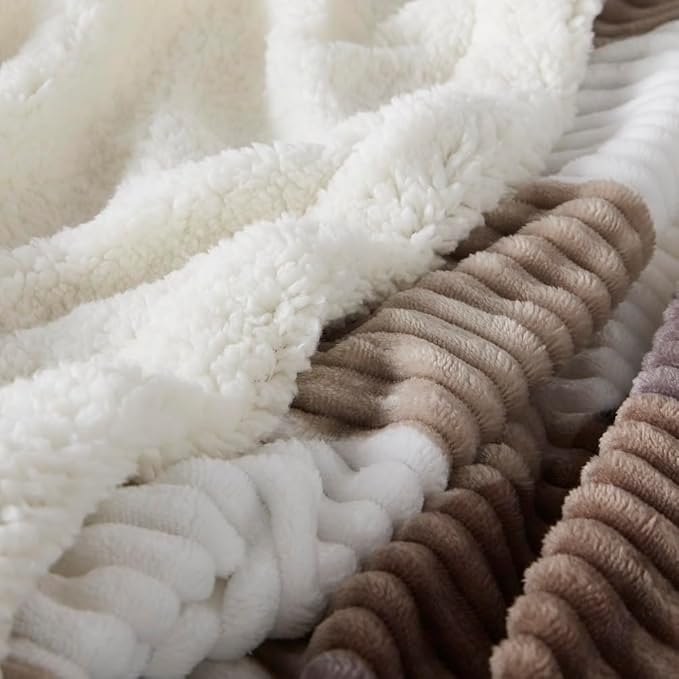 Blanket for Women, Sherpa Throw Blanket for Couch, Flannel Cozy Soft Checkered Blanket for Bed - Fleece, Beige, 80x90 Inches
