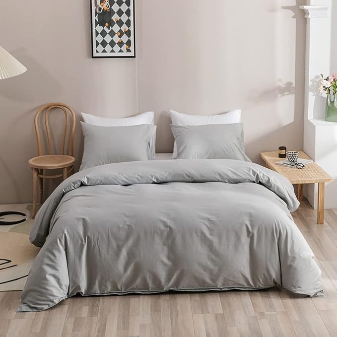 KAREVER Silver Grey Comforter Set Cal King Bright Gray Beddig Set for Kids Teens Adult Solid Silver Color Bedding Set 3 Pieces with 2 Pollowcases Lightweight Durable Gray Comforter