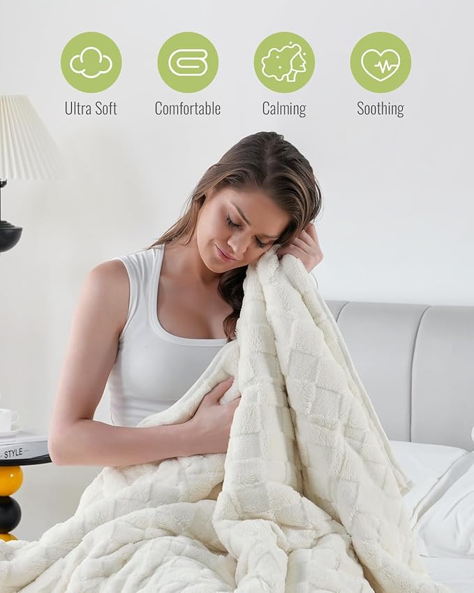 Uttermara Sherpa Fleece Weighted Blanket Full Size(12lbs, 48" x 72", Cream White), 3D Jacquard Checkered Warm Sherpa Heavy Blanket for Adults, Soft Fuzzy Weighted Blankets for Couch Bed Sofa