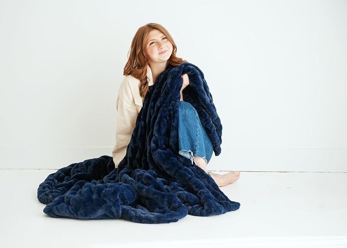 Minky Couture Hugs Blanket - Extra Plush Blanket for Premium Gifting - Stretchy Bubbled Cozy Throw - Silky Smooth - Durable & Machine-Washable - Travel-Friendly - Grande, Navy