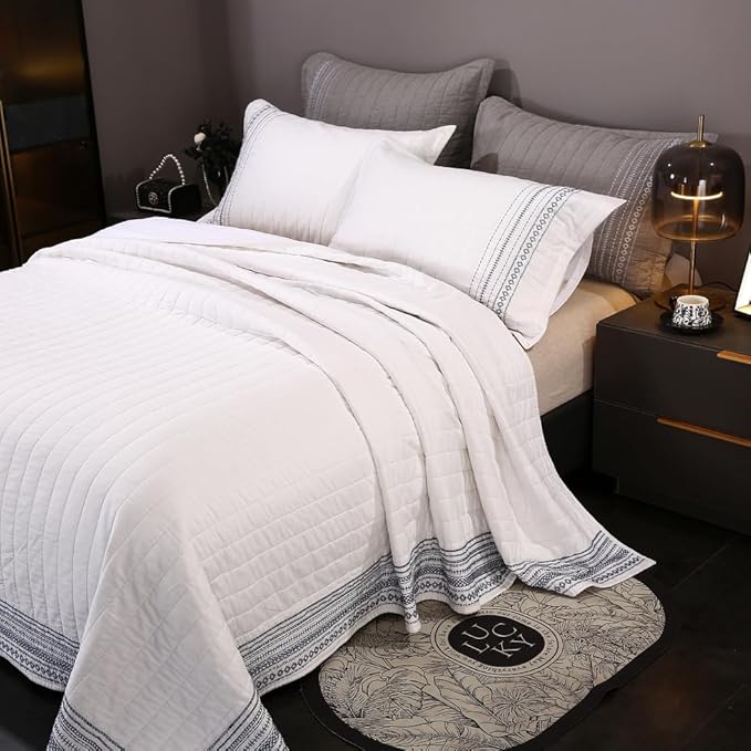 Quilt Set Floral Leaves 3D Embroidery Pattern 3 PCS Cotton Reversible Quilted Embroidered Decorative Bedspreads Coverlet Set, Lightweight &Soft Queen Size Beige Bedding Coverlet for All Season