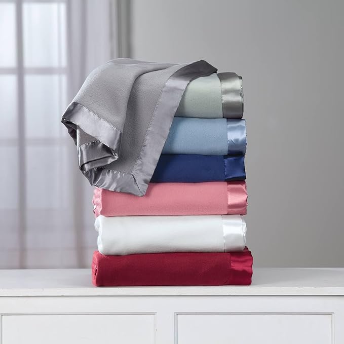 OakRidge Satin Fleece Blanket, Full/Queen, Twin or King Size – 100% Polyester Lightweight Fabric and Cozy Satin Binding Edges in Tightly Folding Travel Blanket, Grey