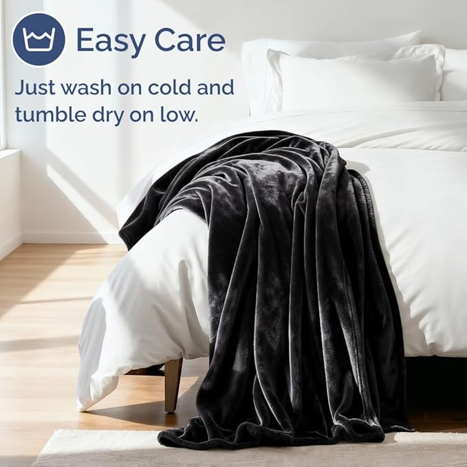 Ultra Soft Fleece Blanket King Size - Flannel Fleece Luxury King Blanket - Lightweight for Couch Bed Chair - Thick, Warm and Breathable - All Season Cozy Fuzzy, Anti-Static Microplush Bedding, Black
