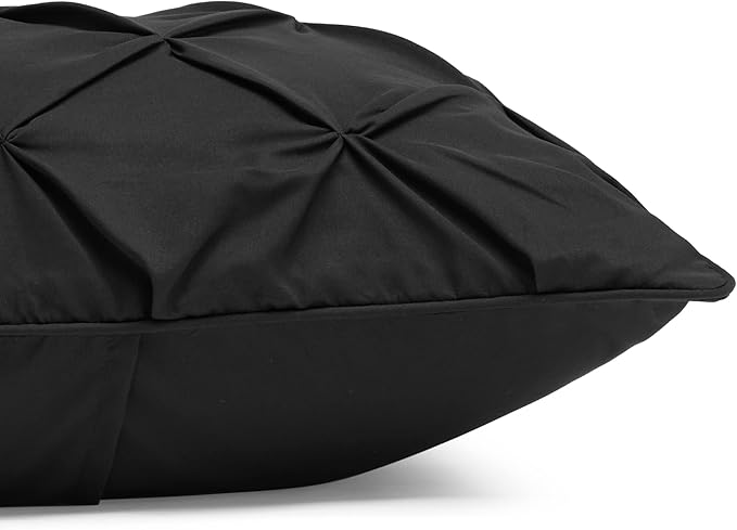 Amazon Basics Soft Full/Queen Size Comforter Sets, All-Season Down-Alternative 3-Piece Bedding Set, Pinch Pleat Design, Black