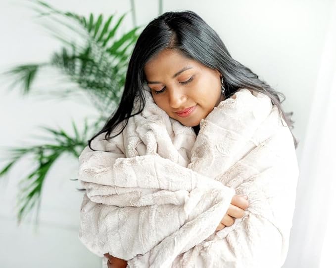 Minky Couture Sorbet Blanket - Ultra-Soft Throw for Silky Smooth Comfort - Premium Decorative Throw - Midweight, Breathable Fabric - Machine Washable Grande, Almond Croissant