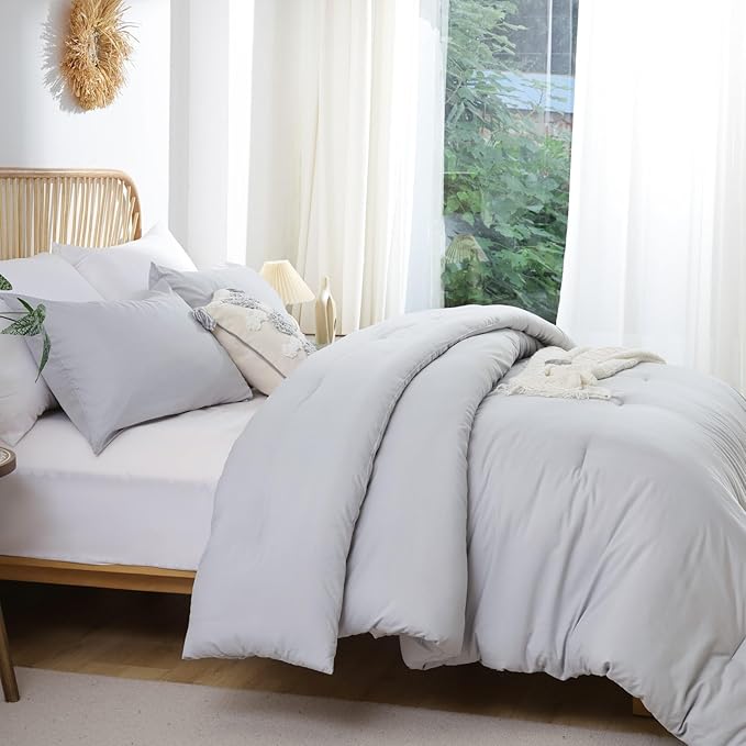ROSGONIA California King Comforter Set Light Grey, 3pcs (1 Boho Gray Cal King Comforter & 2 Pillowcases), Soft Lightweight Bedding Blanket Quilt