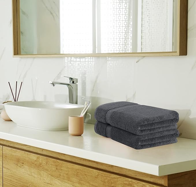 Utopia Towels 8 Piece Premium Towel Set, 2 Bath, 2 Hand, and 4 Wash Cloths, 600 GSM 100% Ring Spun Cotton, Highly Absorbent Towels for Bathroom, Gym, Hotel, and Spa, Grey