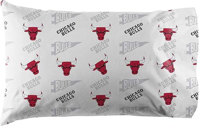 NORTHWEST Officially Licensed Chicago Bulls NBA Full Size Sheet Set – Soft Team Logo Bedding for Dorms, Bedrooms, Fan Caves & Game Day Style