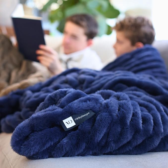 Minky Designs Midnight Horizon Minky Blanket – Ultra Soft Faux Fur Throw Blanket for Couch, Bed & Home – Fluffy, Warm & Luxurious – Chic Collection (X-Large, 60x84)