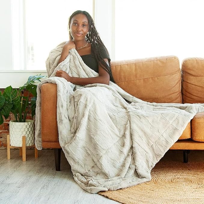 Minky Couture Sorbet Blanket - Ultra-Soft Throw for Silky Smooth Comfort - Premium Decorative Throw - Midweight, Breathable Fabric - Machine Washable Grande, Tranquil Dove