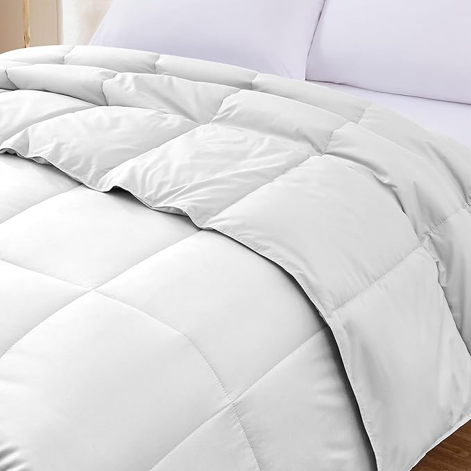 Modern Threads Down Alternative Reversible Comforter White/White California King