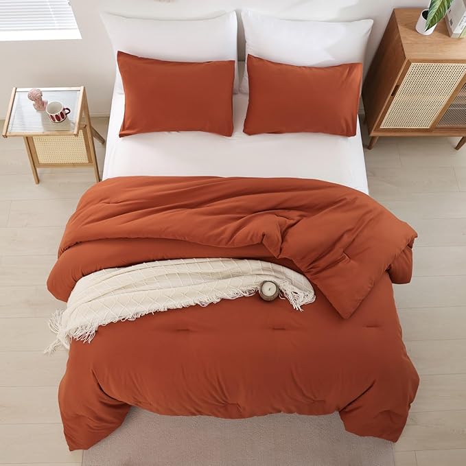 ROSGONIA Oversized King Comforter 128x120, 3pcs Super King Plus (1 Burnt Orange Comforter & 2 Pillowcases Lightweight Bedding Set Quilt
