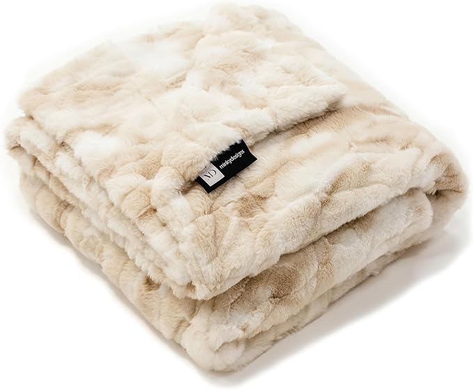 Minky Designs Crème Brulee Minky Blanket – Ultra Soft Faux Fur Throw Blanket for Couch, Bed & Home – Fluffy, Warm & Luxurious – Posh Collection (Medium, 50x60)