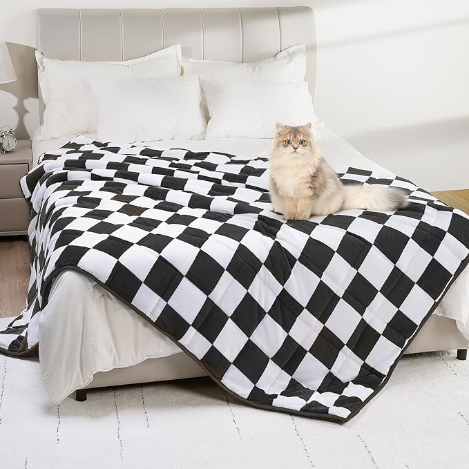 Weighted Blanket for Adults, 12lbs Sherpa Flannel Weighted Blanket Queen Size, Soft Fluffy Fleece Checkerboard Weighted Blankets for Calming and Relax, Plaid Black, 60" x 80"