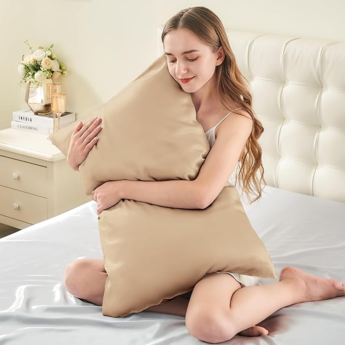 INFIIXSO Silk Pillow Cases 2 Pack Standard Size, Ultra Smooth & Soft Mulberry Silk Pillow Case for Hair and Skin, Breathable Cooling Silk Pillowcase with Hidden Zipper (Champagne, 20x26 Inches)