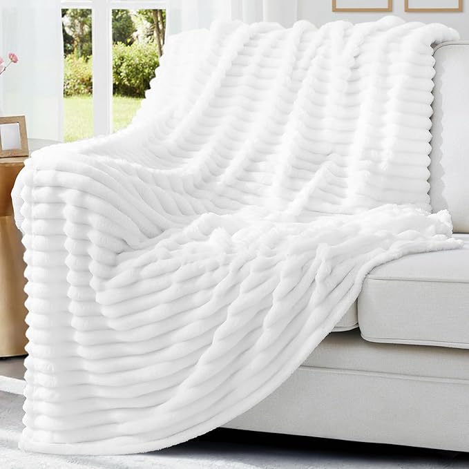 decorUhome Christmas Soft Fleece White Throw Blanket for Couch, Cozy Fluffy Plush Flannel Striped Blanket for Sofa Bed, Lightweight Decorative Ribbed Fuzzy Blanket for Woman, 50x60 Inches