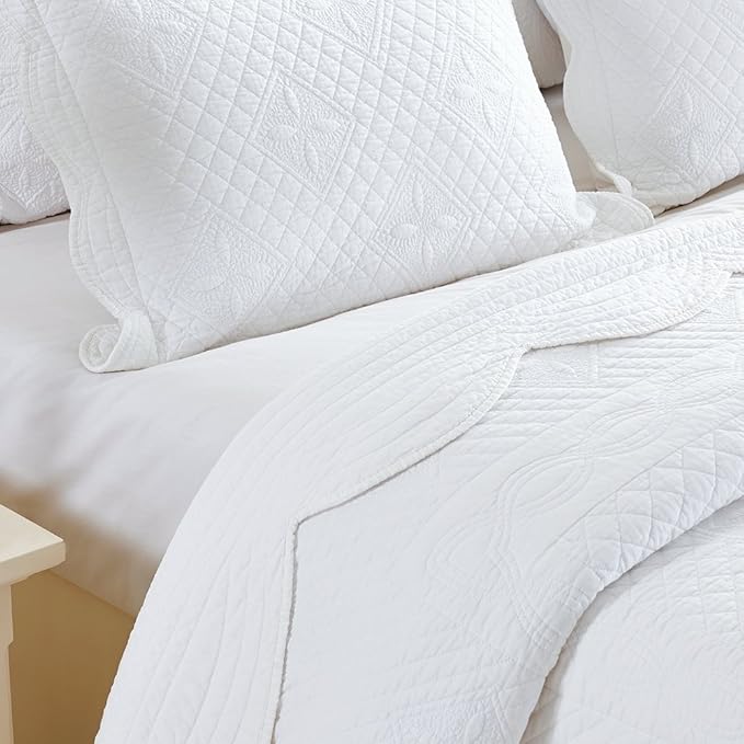 Calla Angel Sage Garden Luxury Pure Cotton Quilt, Queen, White