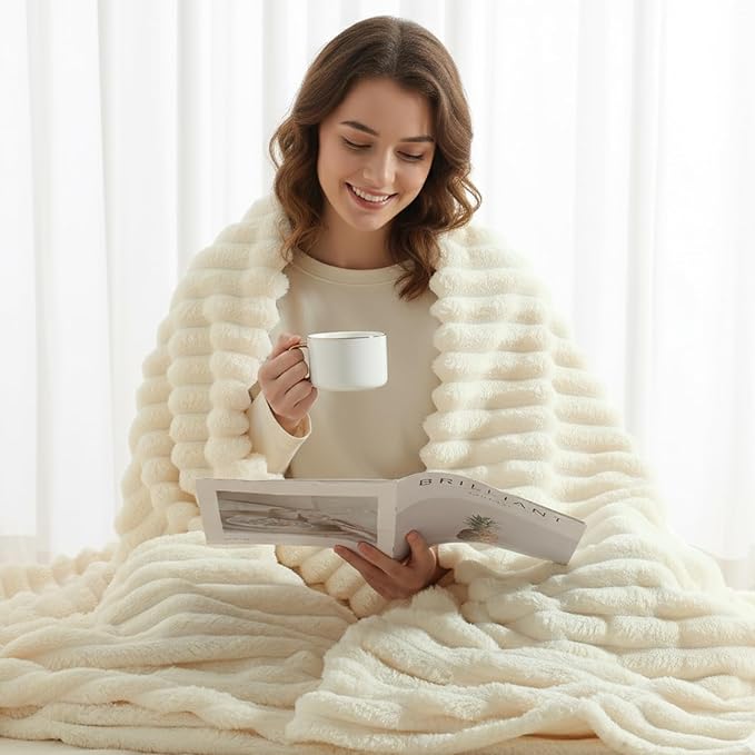 decorUhome Christmas Soft Fleece Beige Twin Blanket for Bed, Cozy Fluffy Plush Flannel Striped Throws for Couch Sofa, Lightweight Decorative Ribbed Fuzzy Blanket for Woman, 60x80 Inches