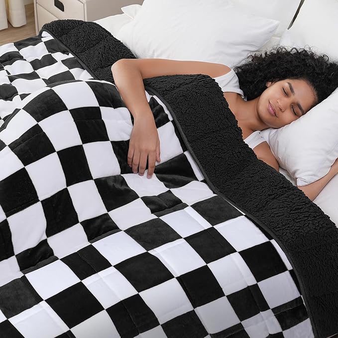 Weighted Blanket for Adults, 12lbs Sherpa Flannel Weighted Blanket Queen Size, Soft Fluffy Fleece Checkerboard Weighted Blankets for Calming and Relax, Plaid Black, 60" x 80"