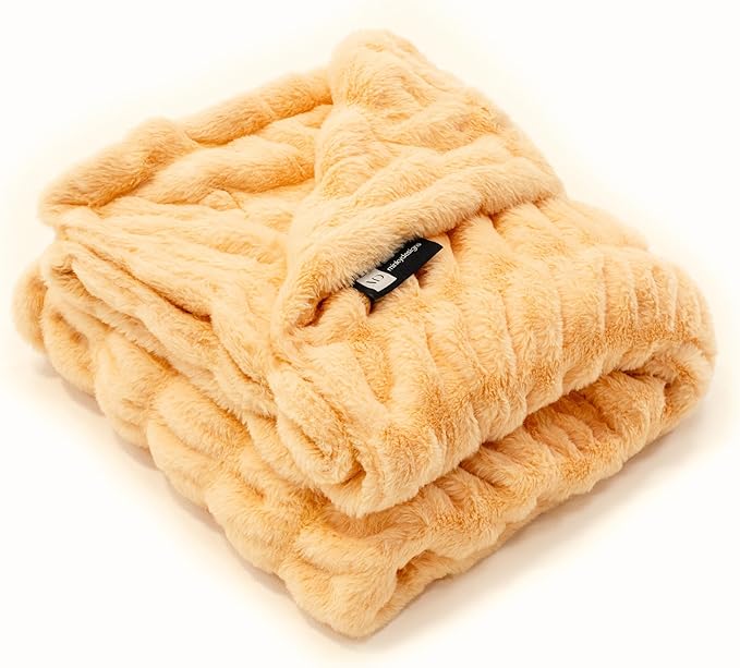 Minky Designs Passionate Peach Minky Blanket – Ultra Soft Faux Fur Throw Blanket for Couch, Bed & Home – Fluffy, Warm & Luxurious – Chic Collection (Large, 60x72)