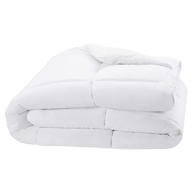 Amazon Basics White Down Alternative Comforter and Duvet Insert with Corner Tabs (King, Light)