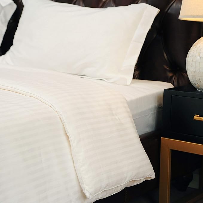 CUDDLE DREAMS Silk Comforter for Winter, 100% Long-Strand Silk Filling, Natural & Breathable (King Size)