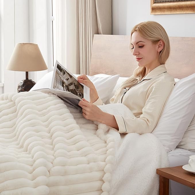 Westinghouse Electric Blanket Full Size, Super Cozy Luxury Faux Fur & Sherpa Heated Blanket with 10 Heating Levels & 1-12 Hours Auto Off, Fast Heating Blanket, Machine Washable, 80x 84 Inch, Beige