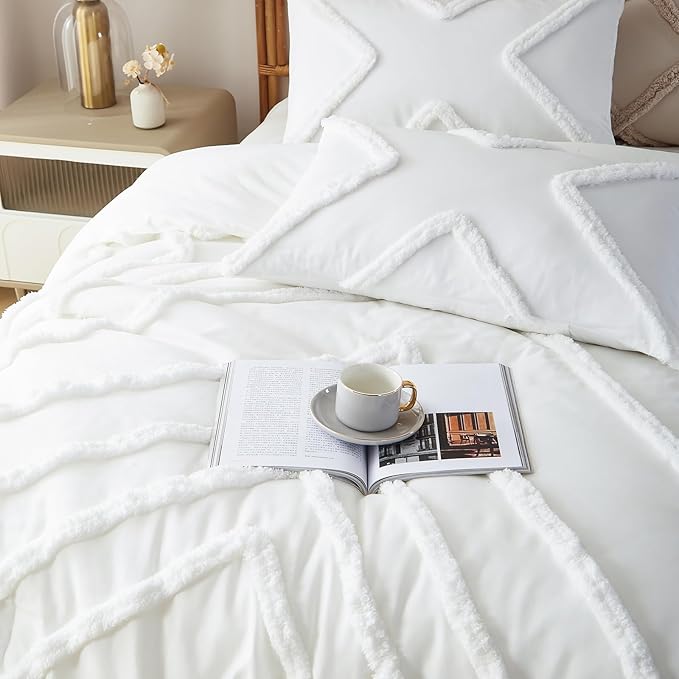 Cupocupa King Size Comforter Set;Ivory Comforters Boho Tufted Lightweight Bedding Sets 3PCS Comforter Soft Jacquard Comforter with 2 Pillow Cases for All Season