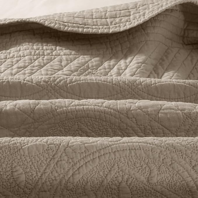 Calla Angel Sage Garden Luxury Pure Cotton Matelasse Quilt Queen, Coffee