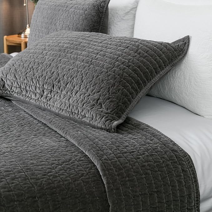 ELEGANT LIFE HOME Velvet Quilt Oversized King Reversible Royal Cotton Velvet Pic-Stitch Bedding Quilt - King Size - 108'' x 92'', Grey