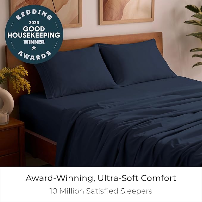 Mellanni Full Sheets Set - 4 PC Iconic Collection Bedding - Hotel Luxury, Extra Soft, Cooling Bed Sheets - Wrinkle, Fade, Stain Resistant (Full, Navy Blue)