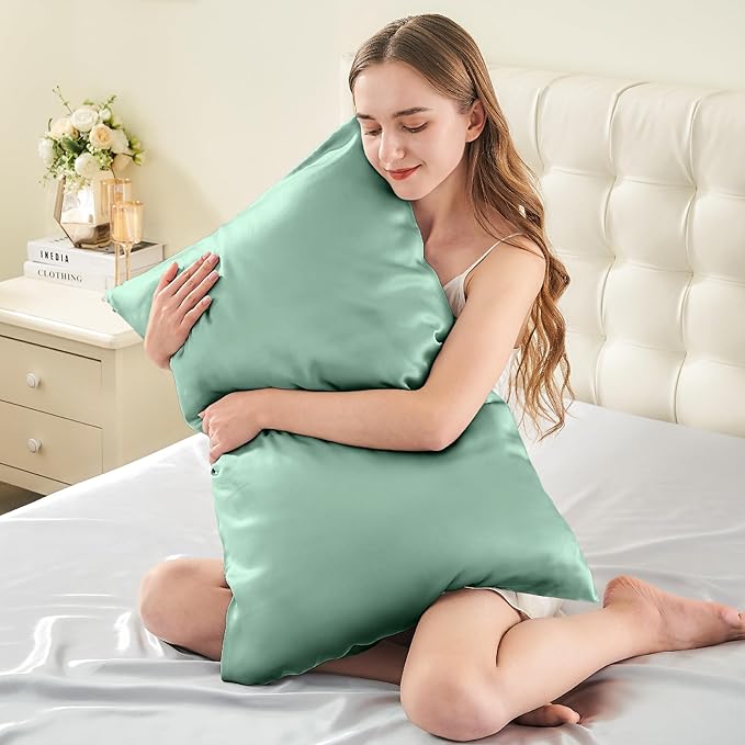 INFIIXSO Mulberry Silk Pillowcase for Hair and Skin, Silk Pillow Cases Queen Size with Hidden Zipper 20x30 Inches, Super Smooth and Soft Cooling Pillow Cases for Hot Sleepers(Mint Green, 1 Pack)
