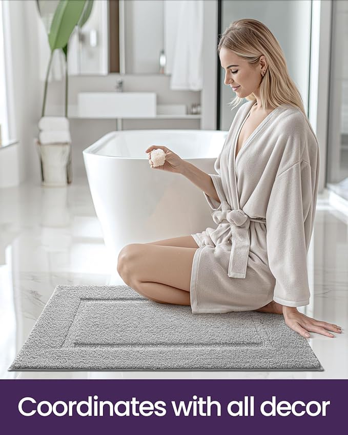 DEXI Bathroom Rugs 36x24, Washable Non Slip Bath Mat for Shower Floor, Absorbent Quick Dry Bathmat with Rubber Backing, Ultra Soft Plush Carpet for Tub, Light Grey