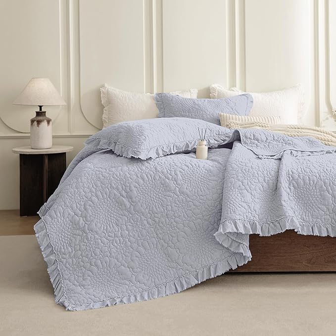 QSH 3PCs Stonewashed Cotton Quilt King (110"x98"), Cornflower Blue Ruffled Quilt King Size Bedding Set, Ultra Lightweight Soft Crinkled Bedspread Coverlet King Shabby Farmhouse Chic Bedding Set